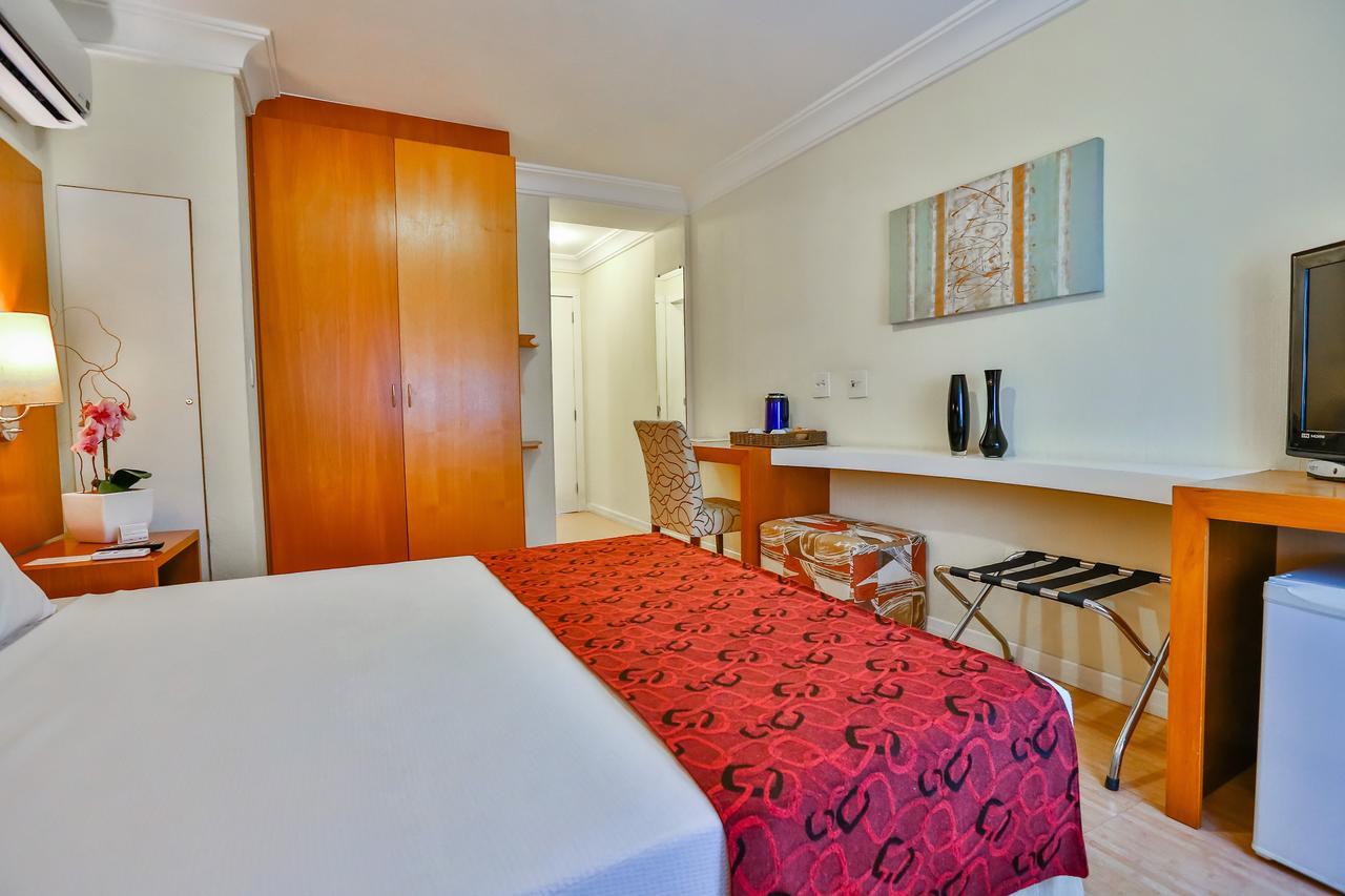 Quarto Duplo Standard