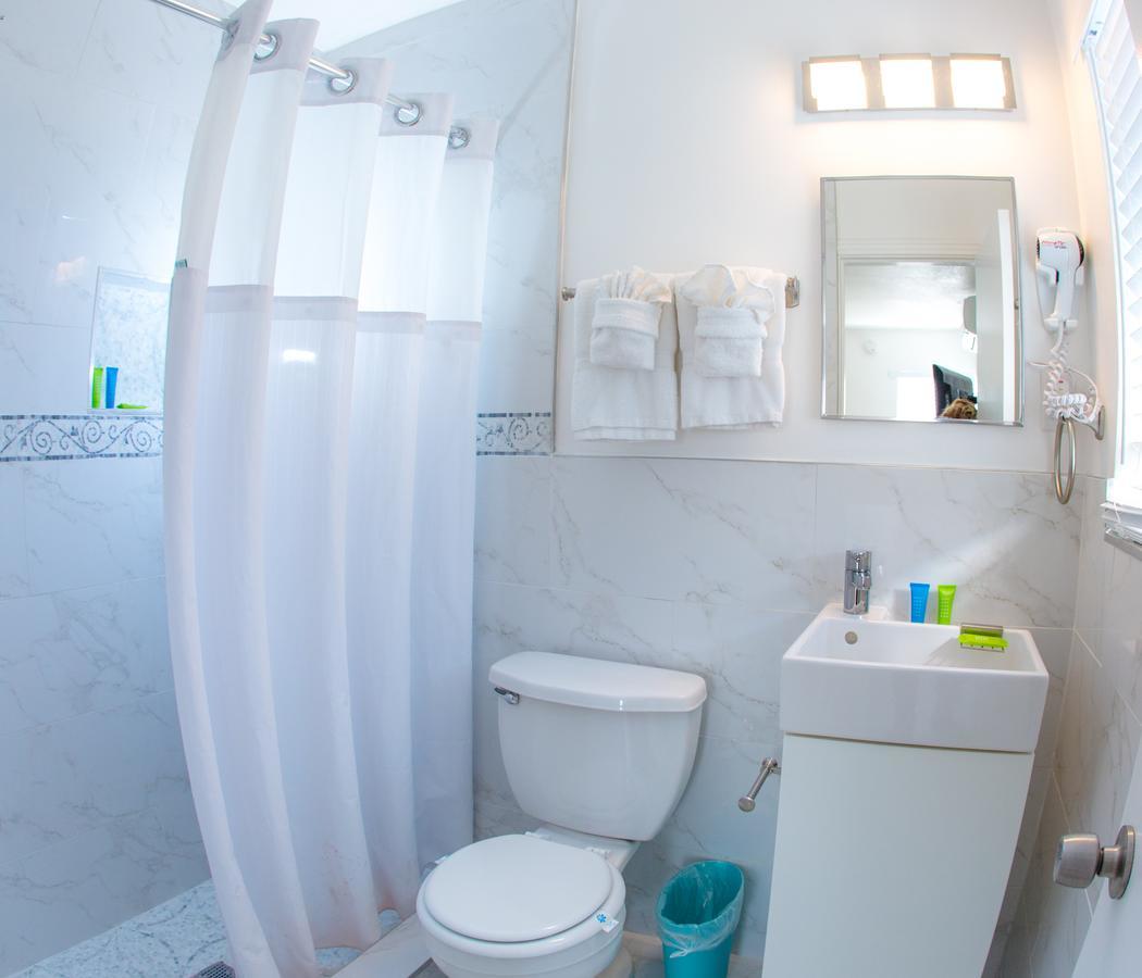 1 Bdrm Suite 1 King