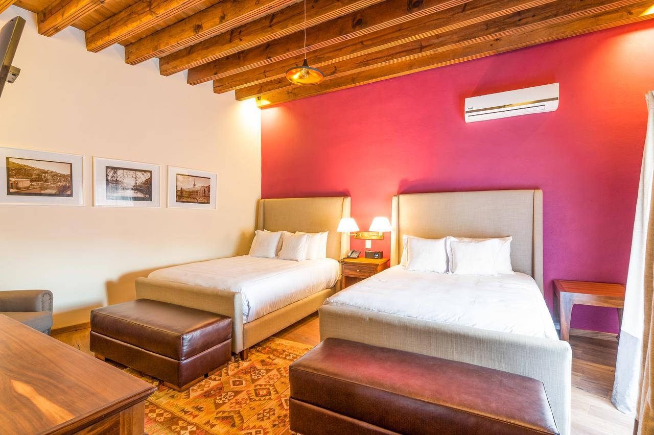 Master Suite Two Double Beds