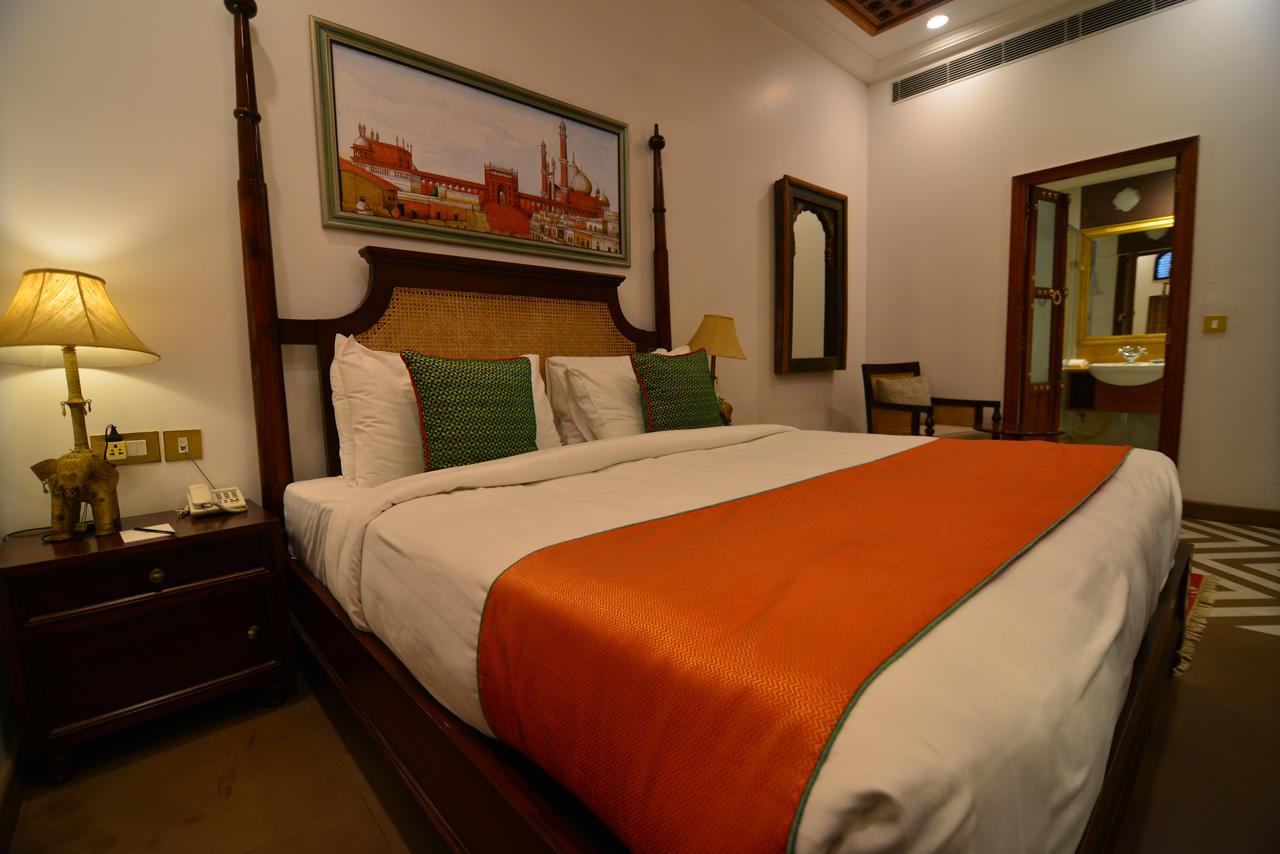 Jharoka Room - Haveli Dharampura