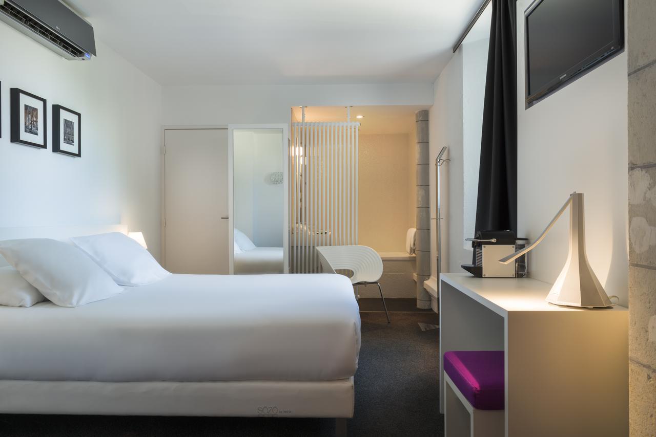 Double Room,677895018:JPEG