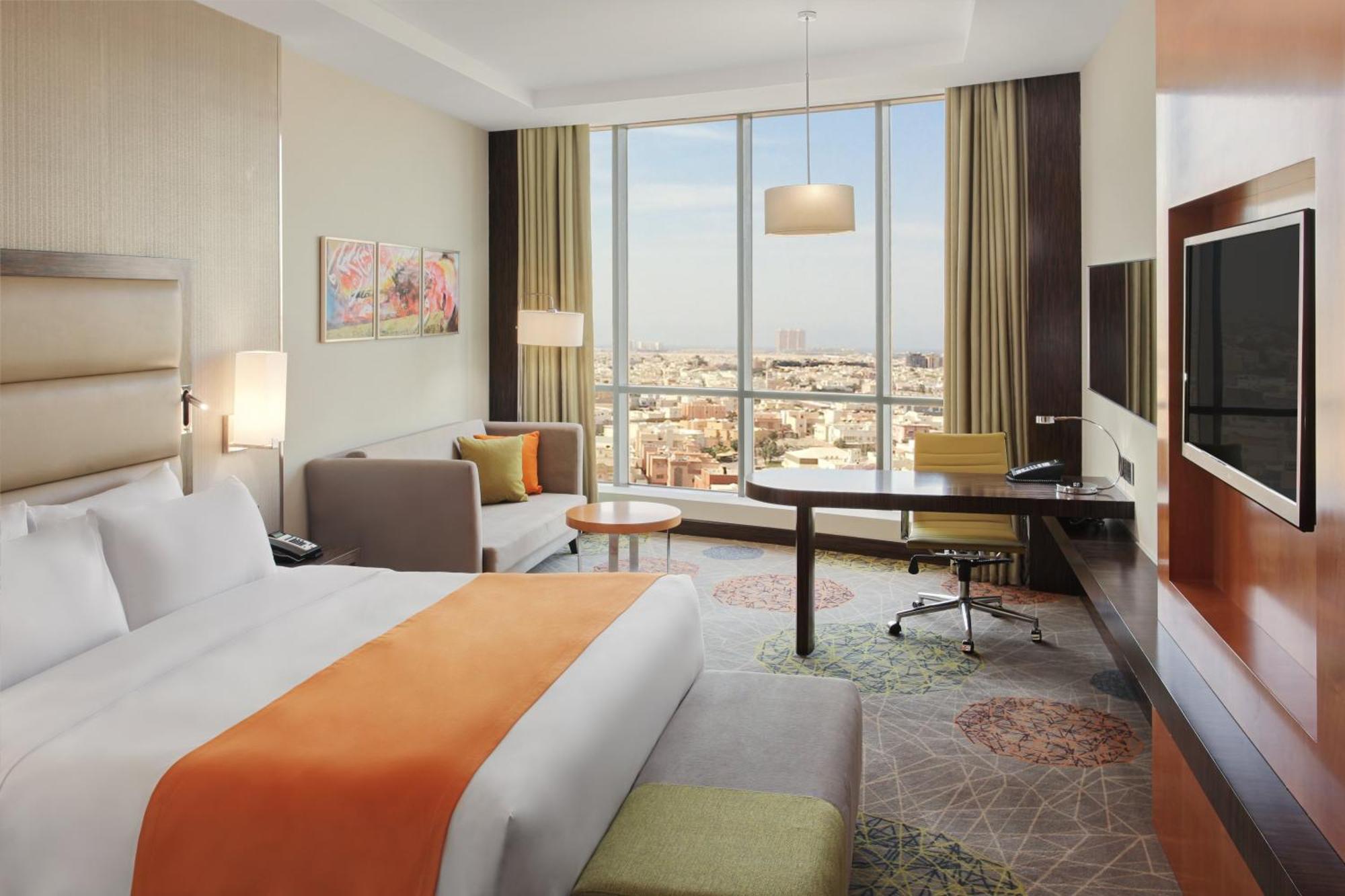 One-Bedroom King Suite - Smoking