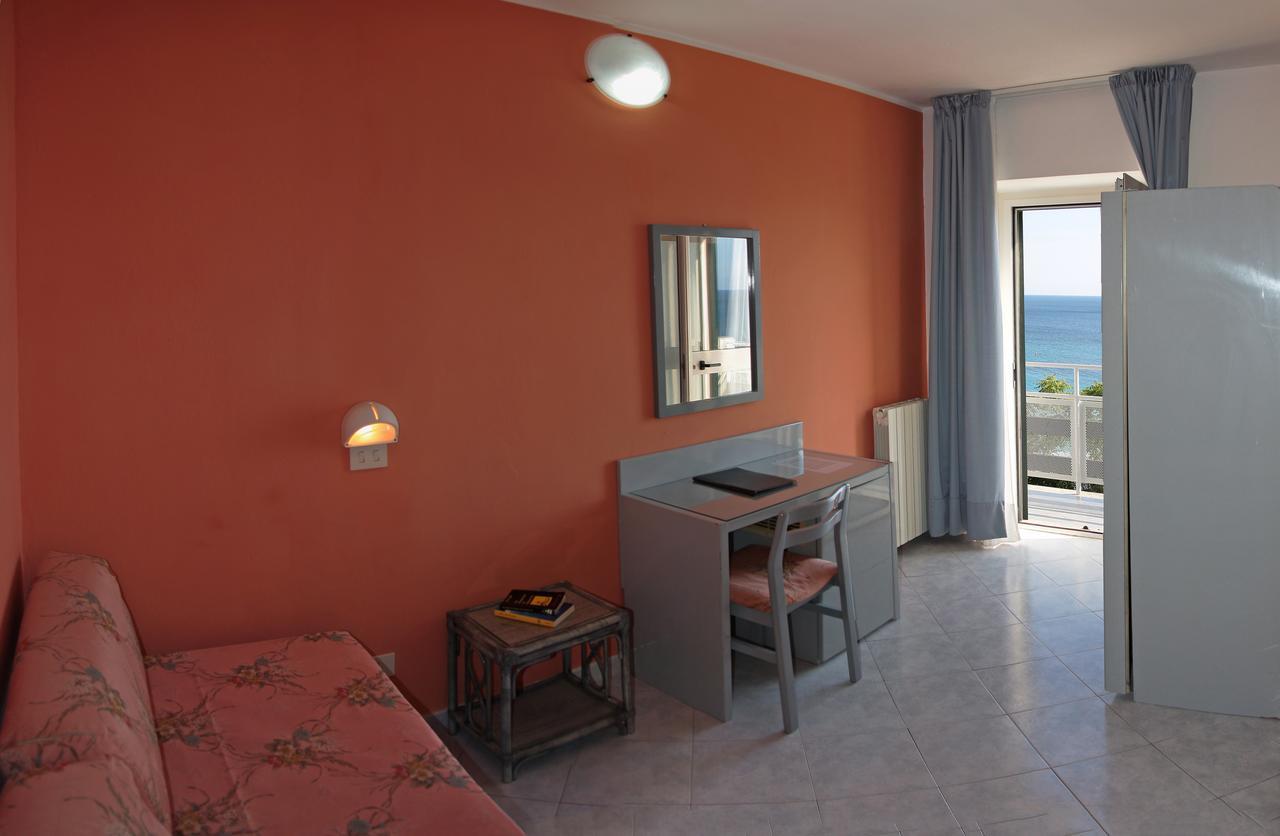 Double or Twin Room Balcony Sea View