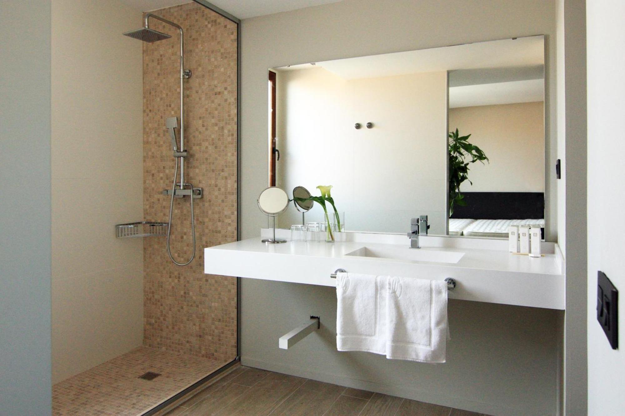 Habitación Triple con terraza