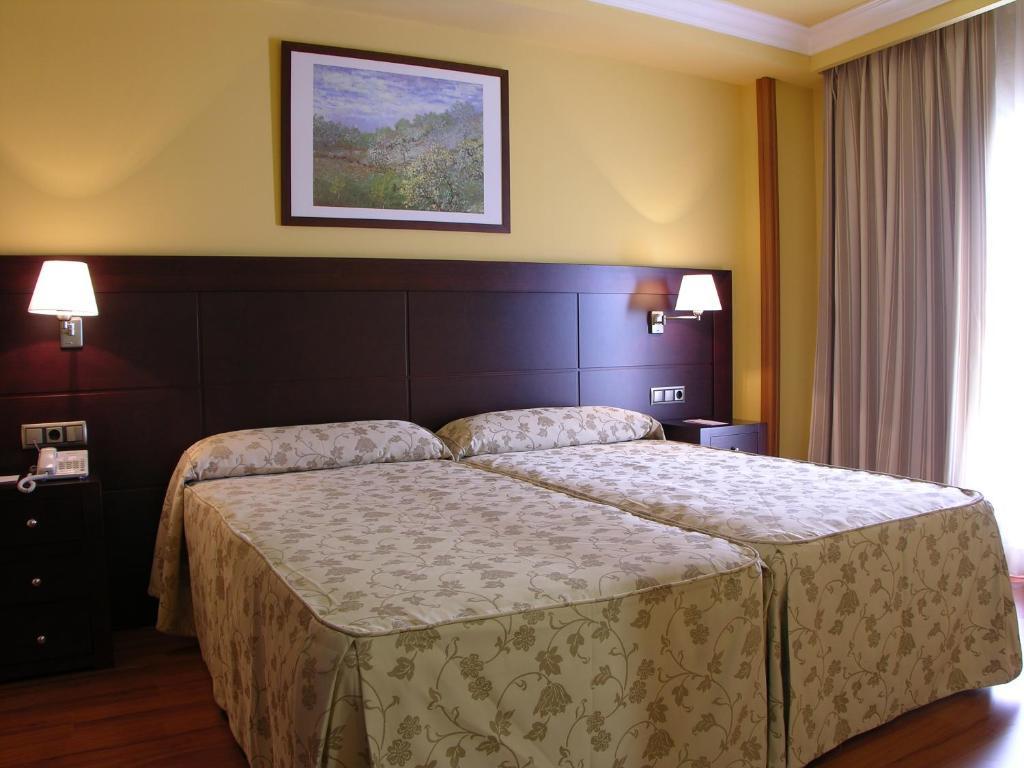 Double Room Extra Bed,191435350:JPEG