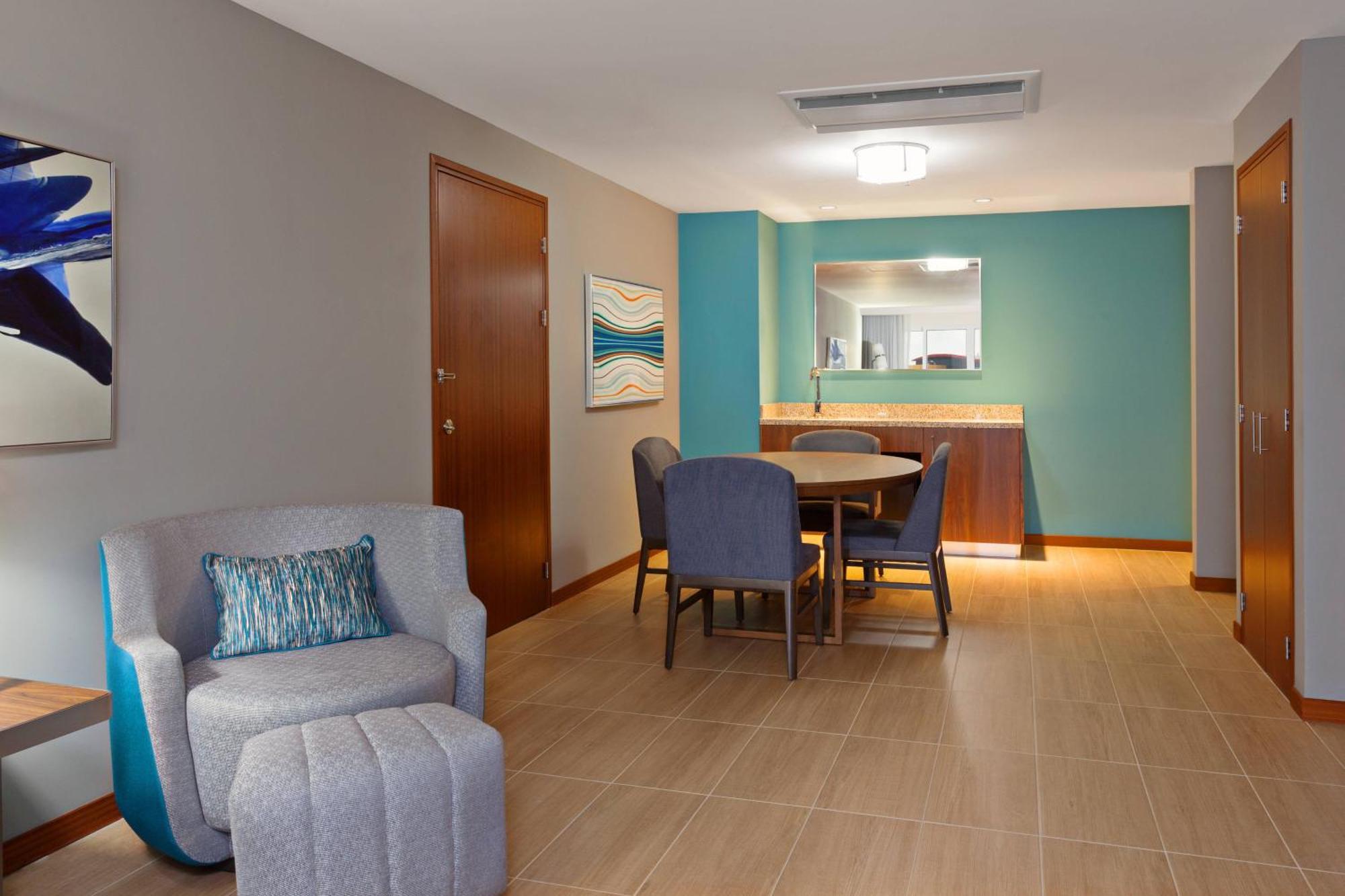 Island View Suite 1 King