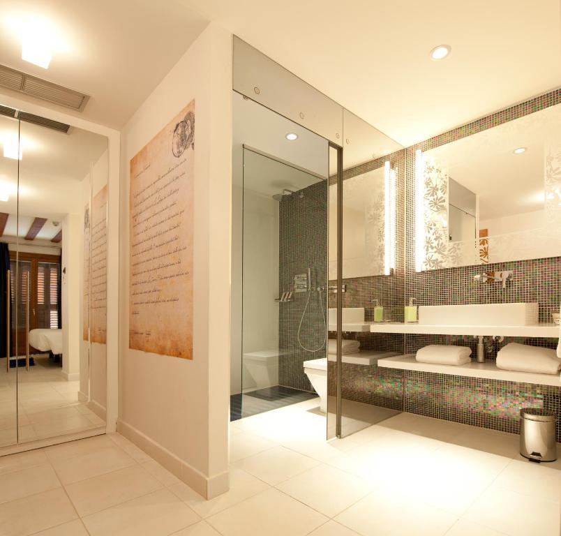 Double Room Balcony,464274384:JPEG