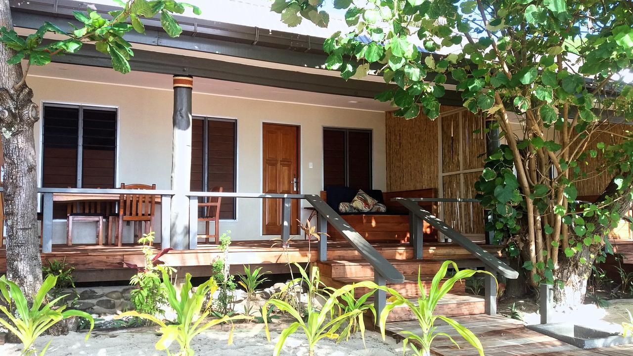 Deluxe Villa - Beach Front