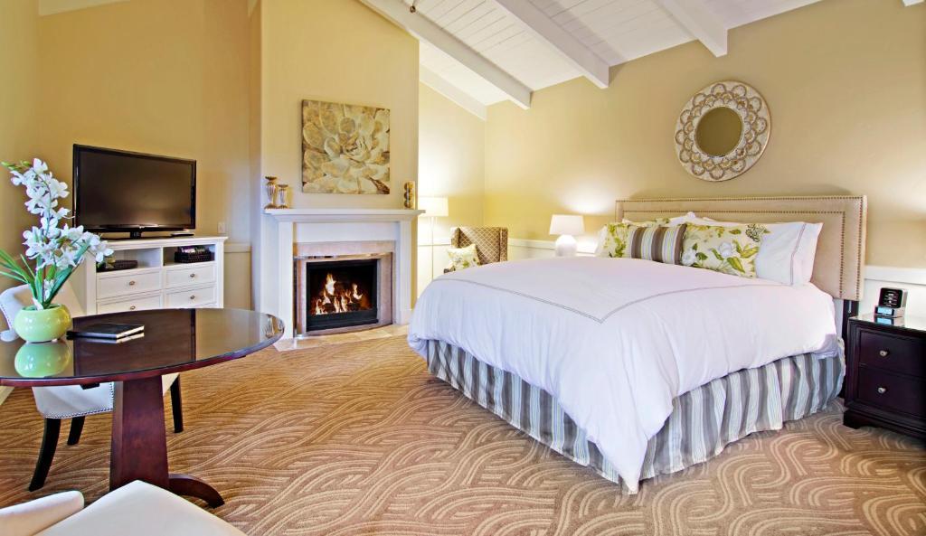 Premium King Room