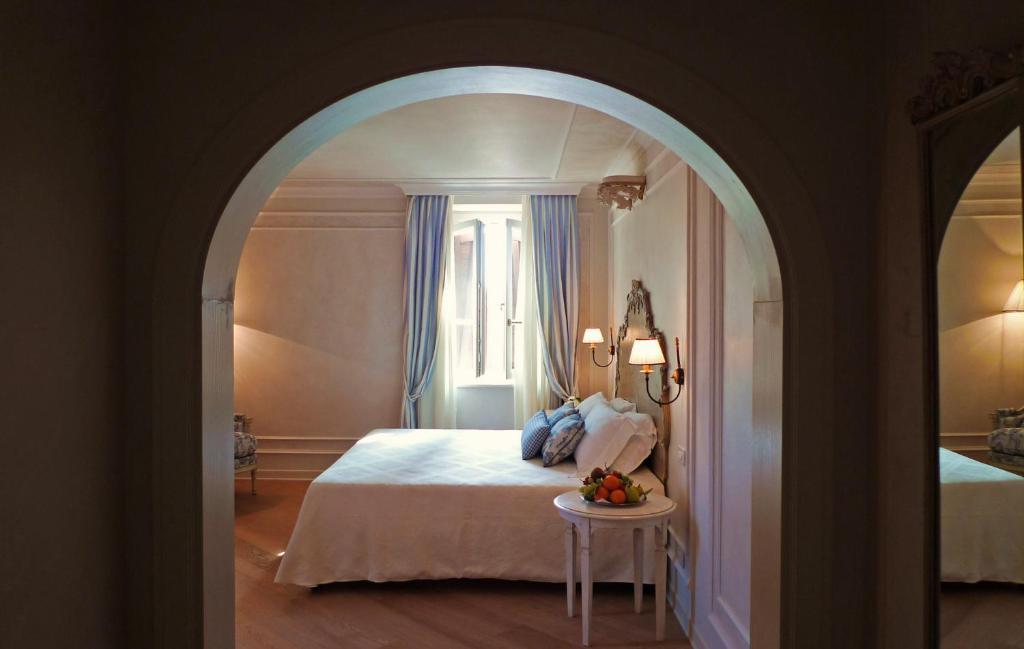 Deluxe Double Room with Terrace