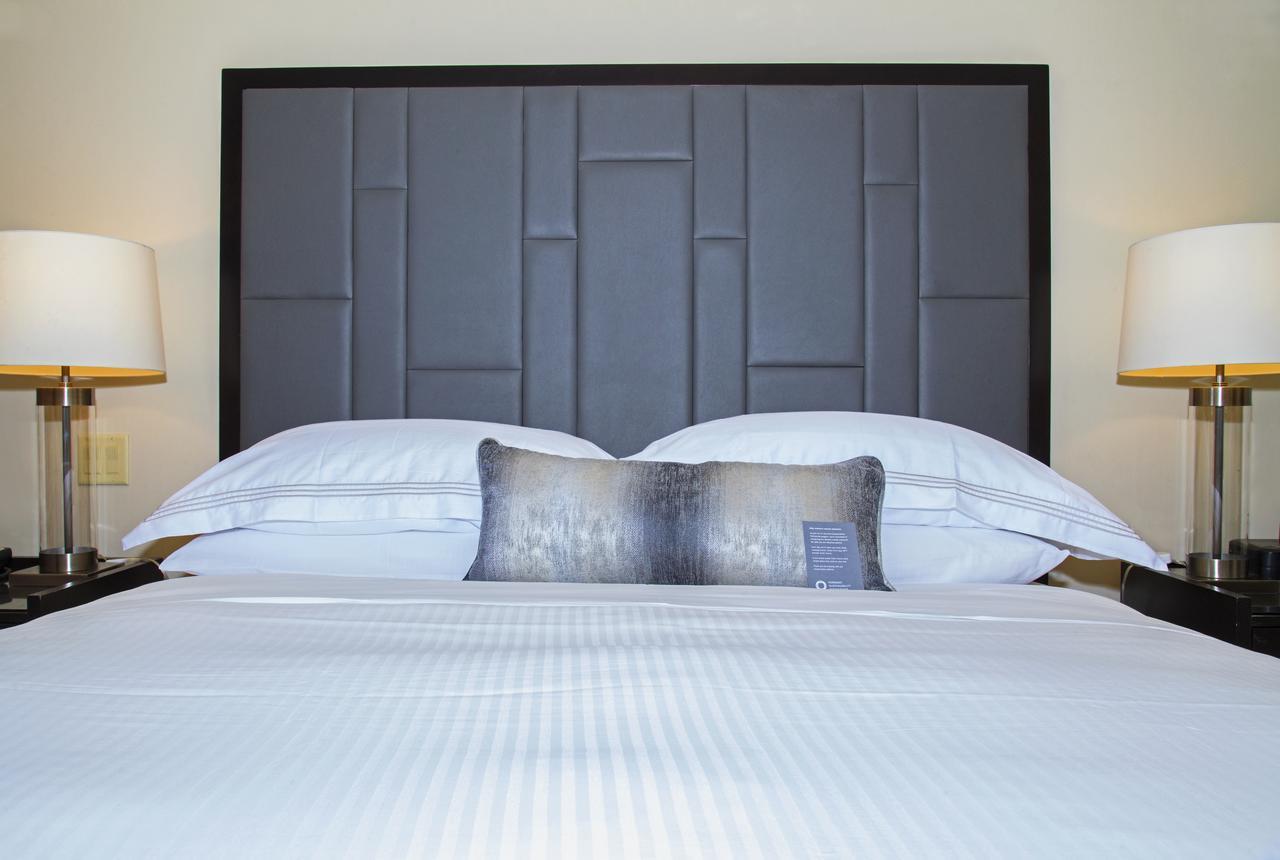 Two Bedroom Bay View Residence with Two King Beds and Sofa bed