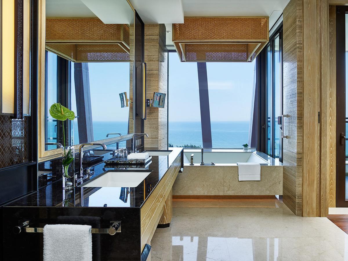 Twin Room with Ocean View - Club Access