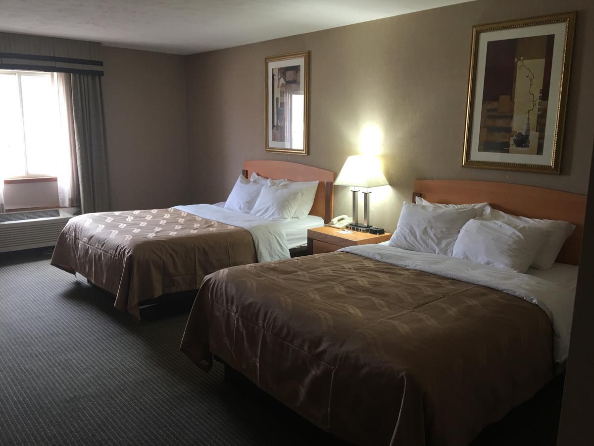Deluxe Queen Room with Two Queen Beds