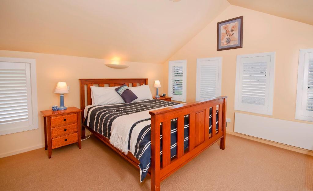 Loft Two-Bedroom Suite,684655854:JPEG