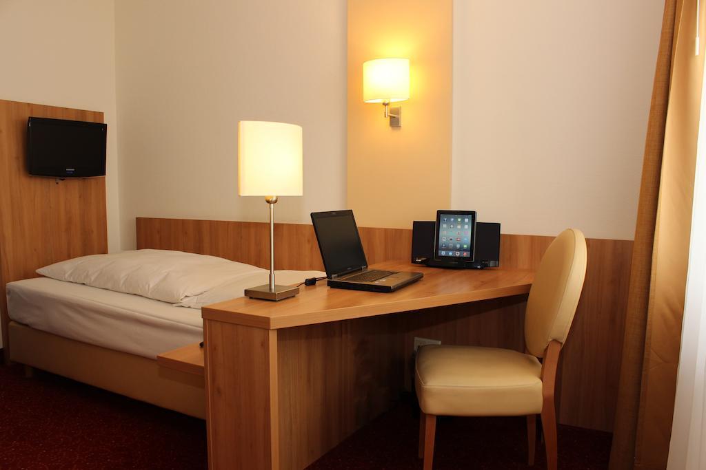 Comfort Single Room