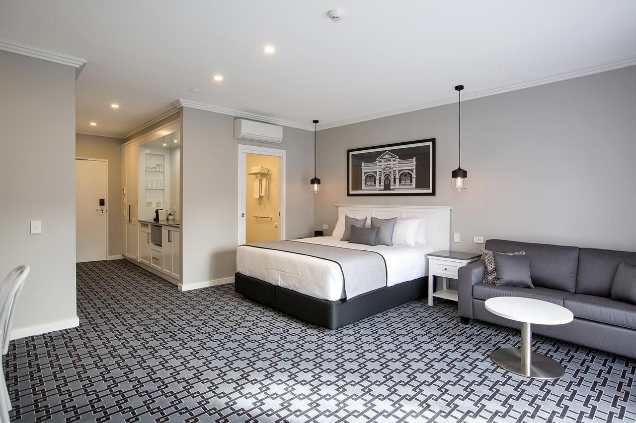Executive King Suite