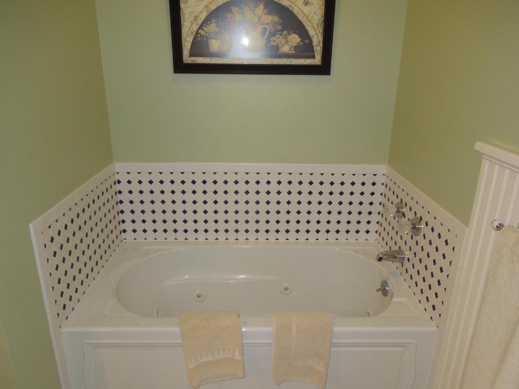 Luxury King Room with Spa Bath