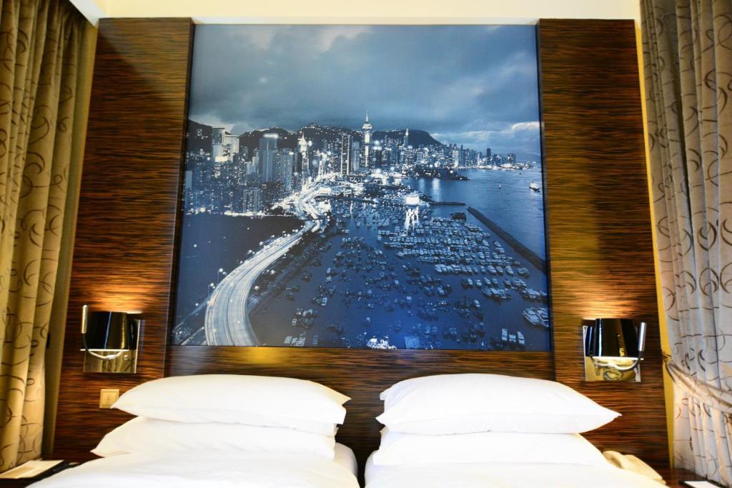 Premier King or Twin Room with Harbour View