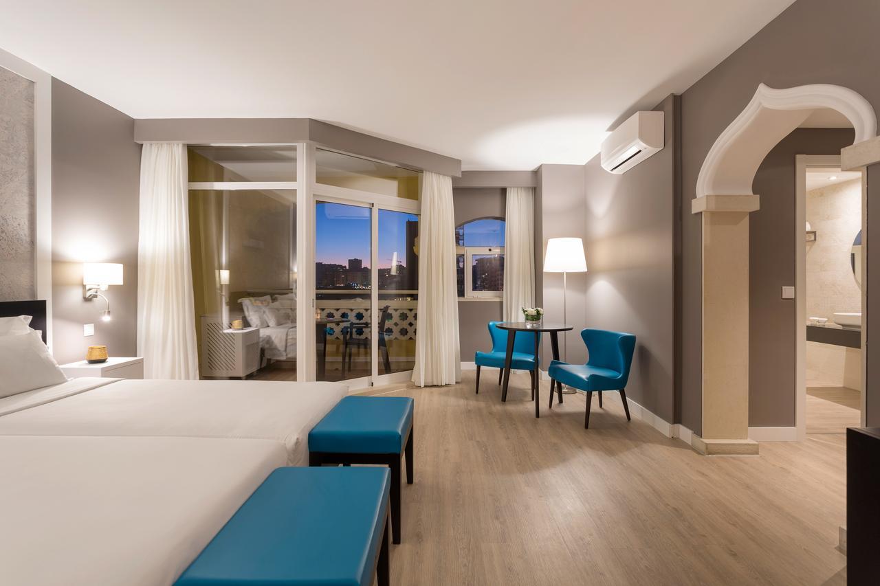 Double or Twin Room Land View