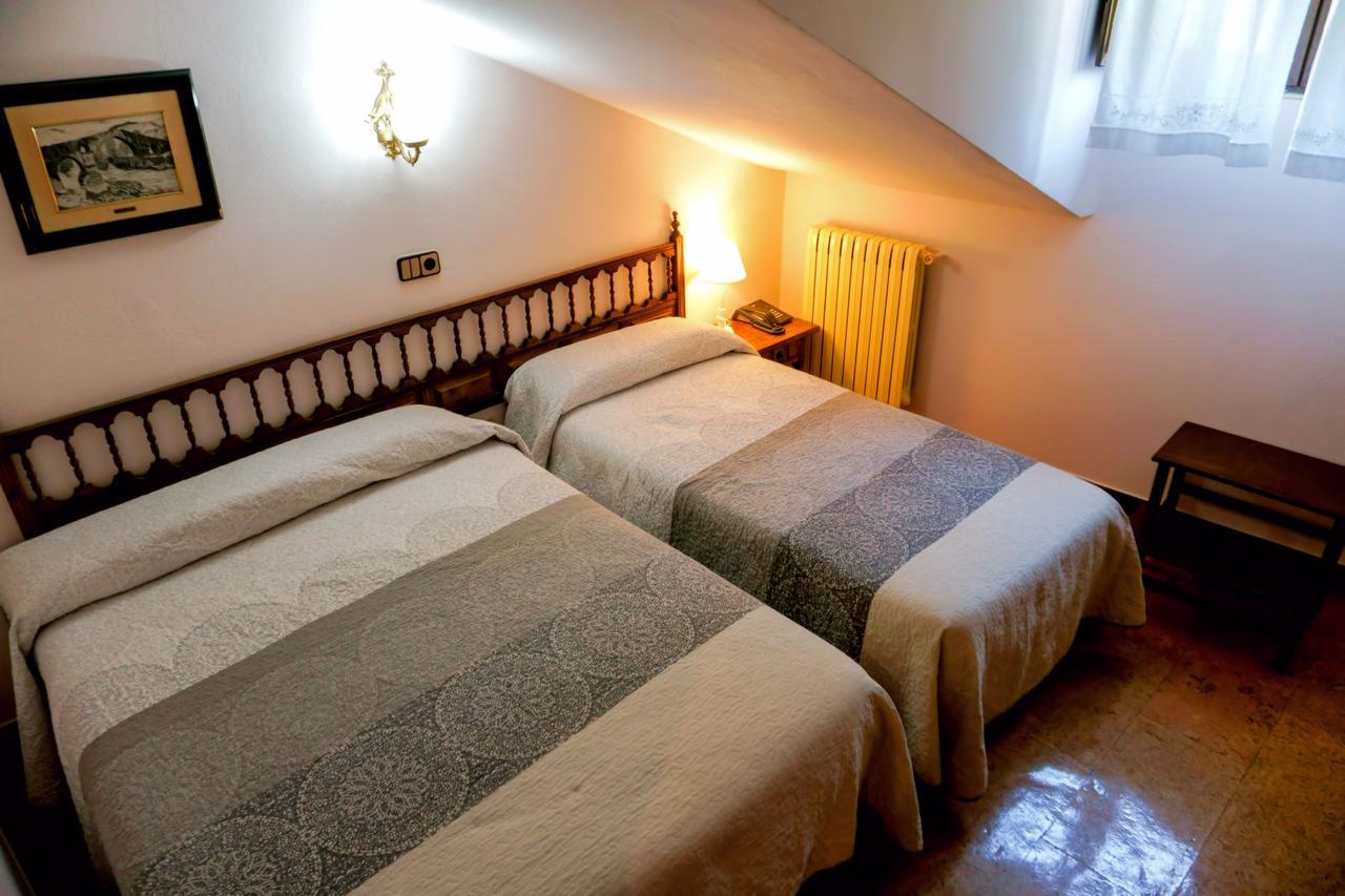 Triple Room,665481009:JPEG