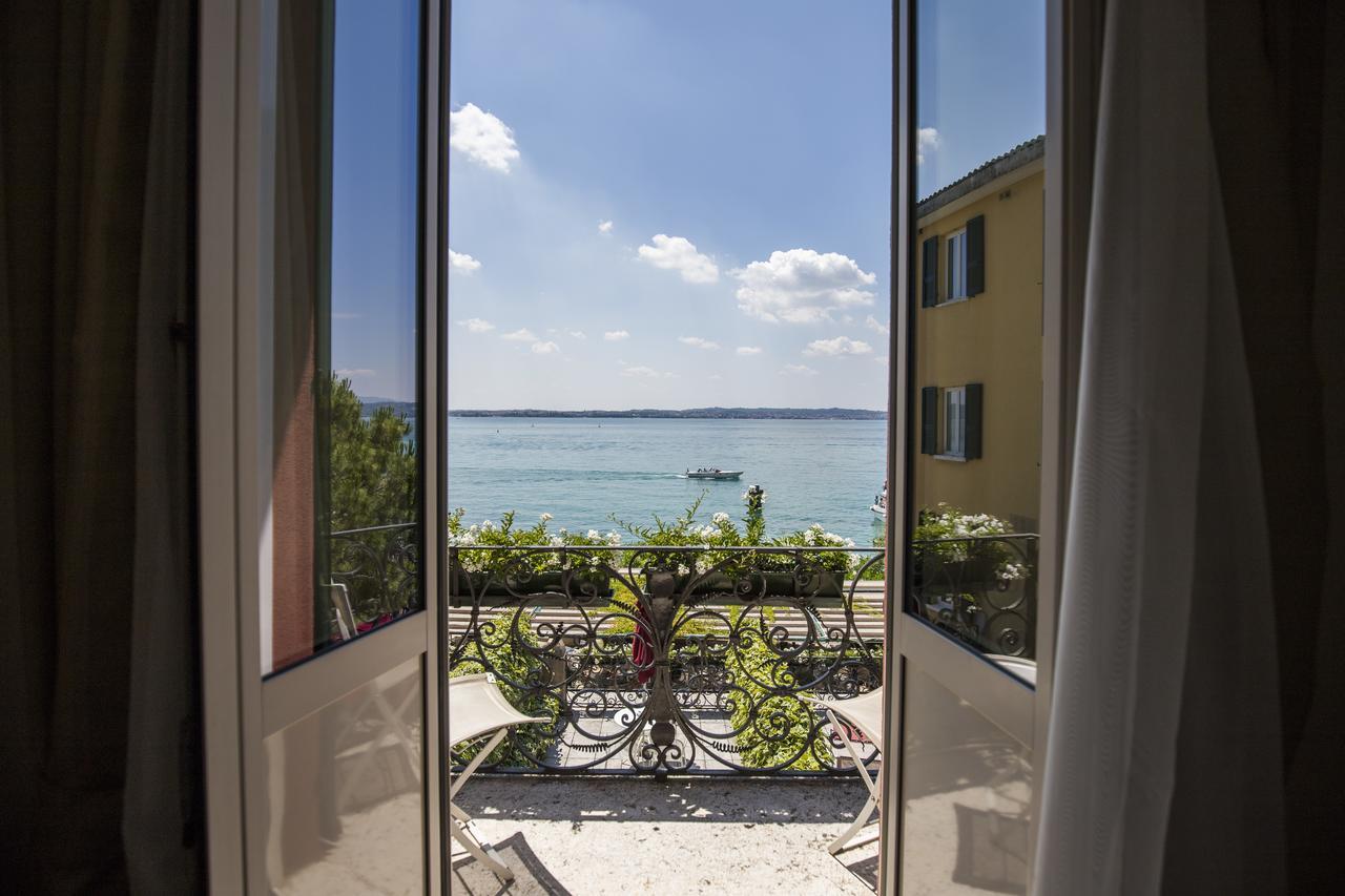 Double Room Lake View Balcony Spa Access