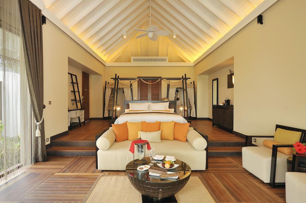 Suite Plage Coucher de Soleil avec Piscine Privée et Service de Majordome Personnalisé