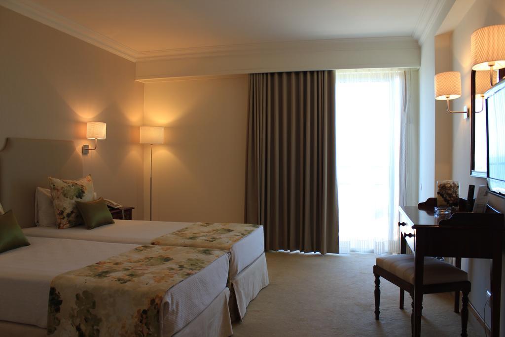 Suite Superior (2 Adultos)