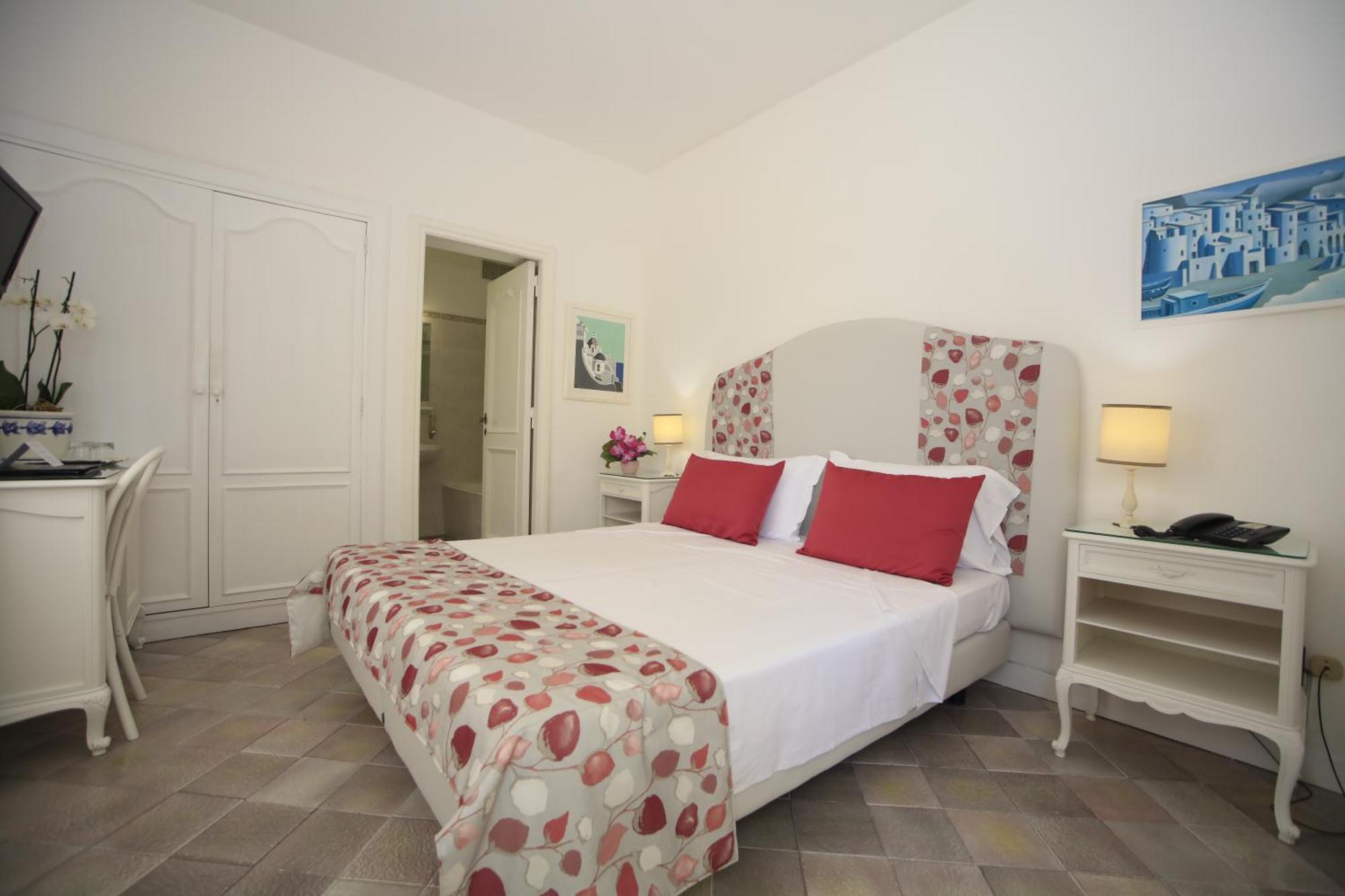 Camera Economy Matrimoniale/Doppia con Letti Singoli
