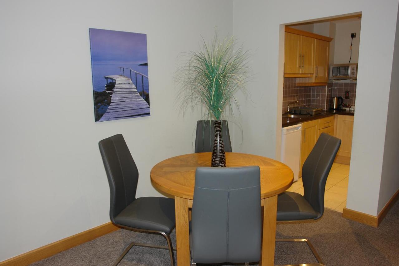 One-Bedroom Apartment,1227528782:JPEG