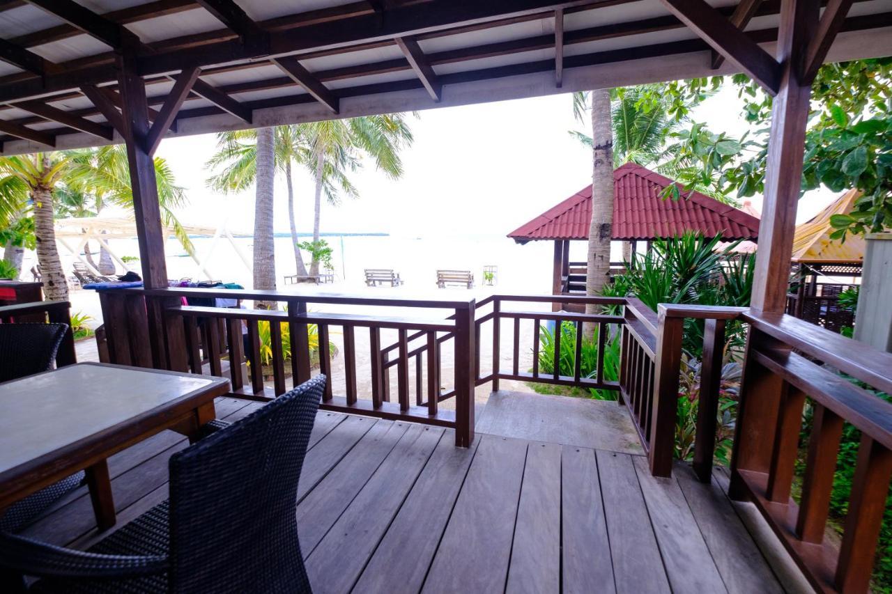 Ocean View Triple Room