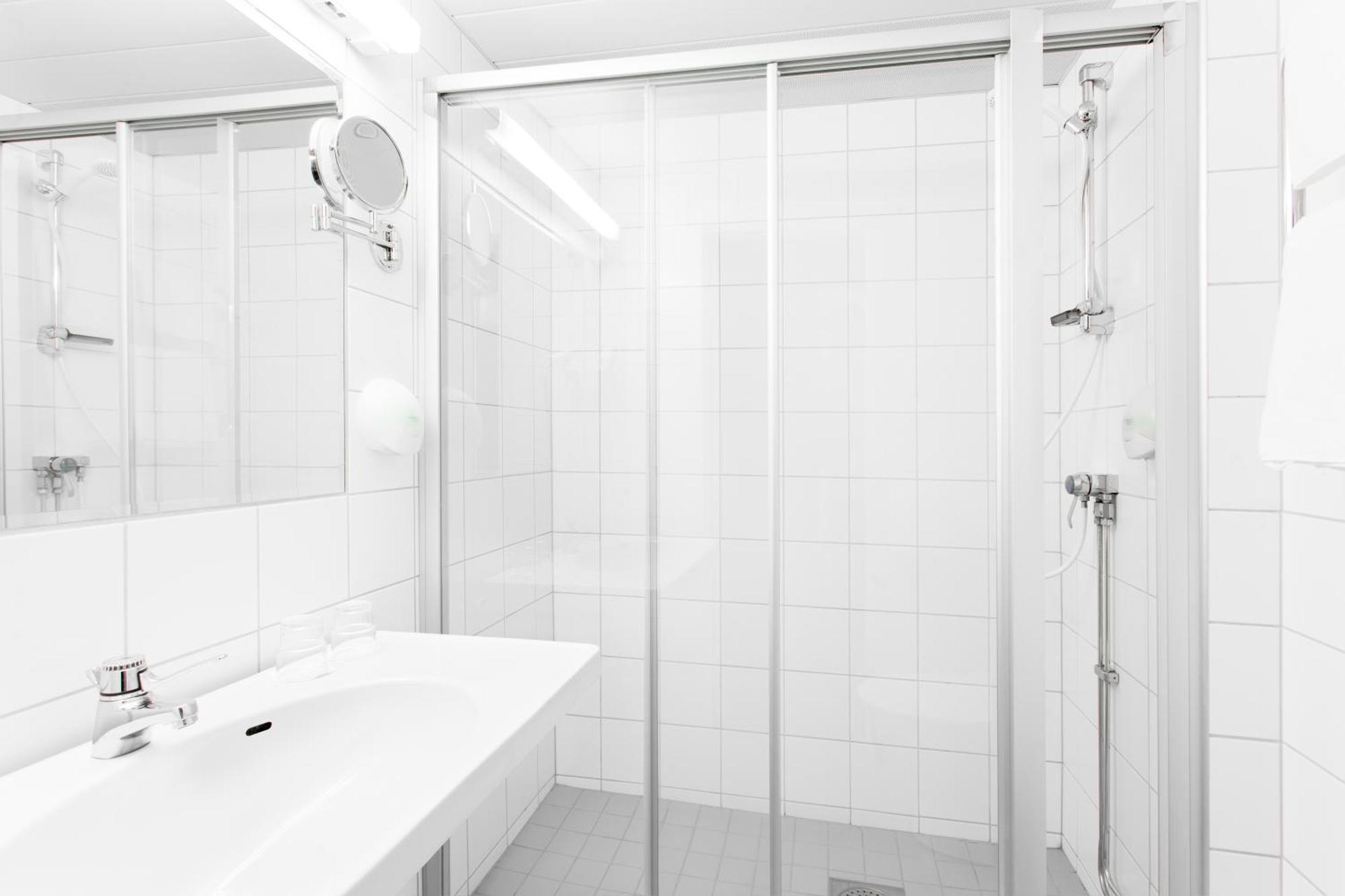 Budget Single Room