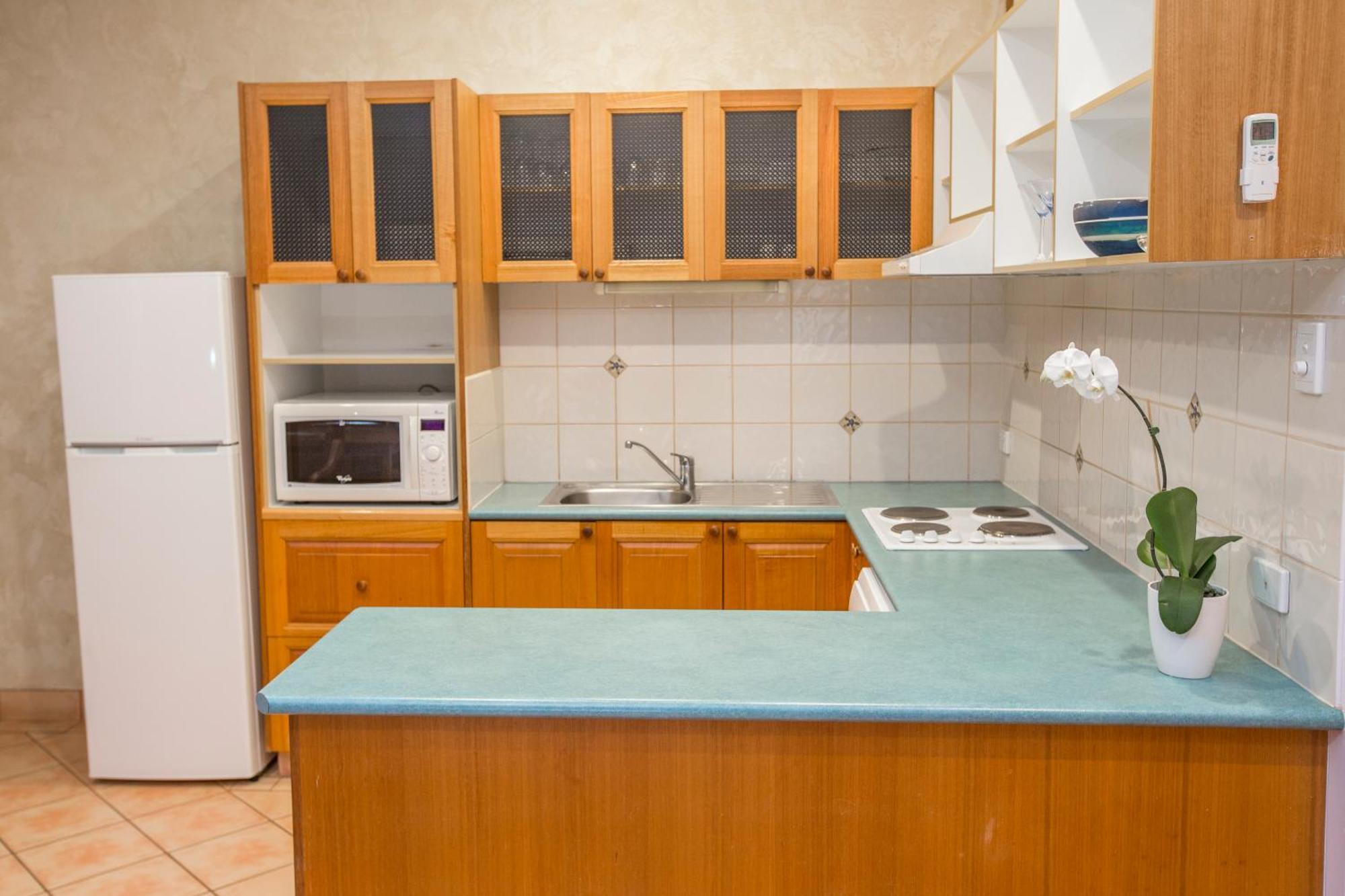 Luxury One-Bedroom Apartment