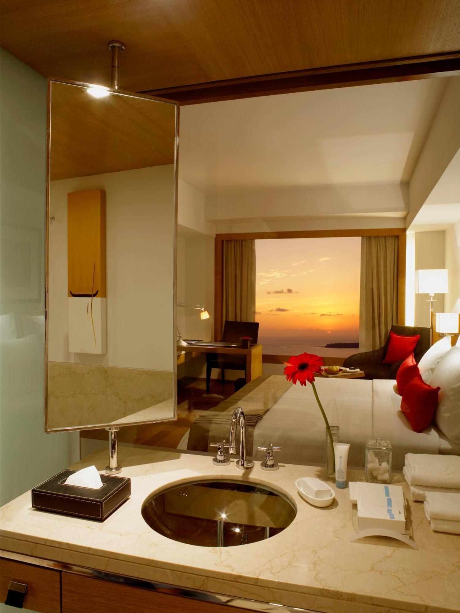 Premier Ocean View Room-Twin