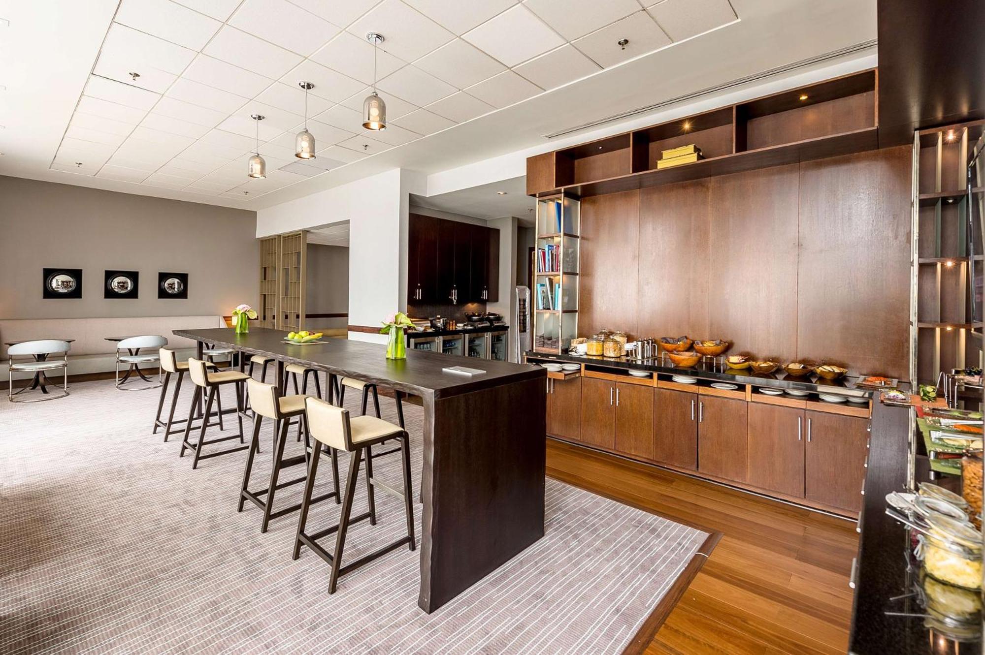 Diplomat Suite