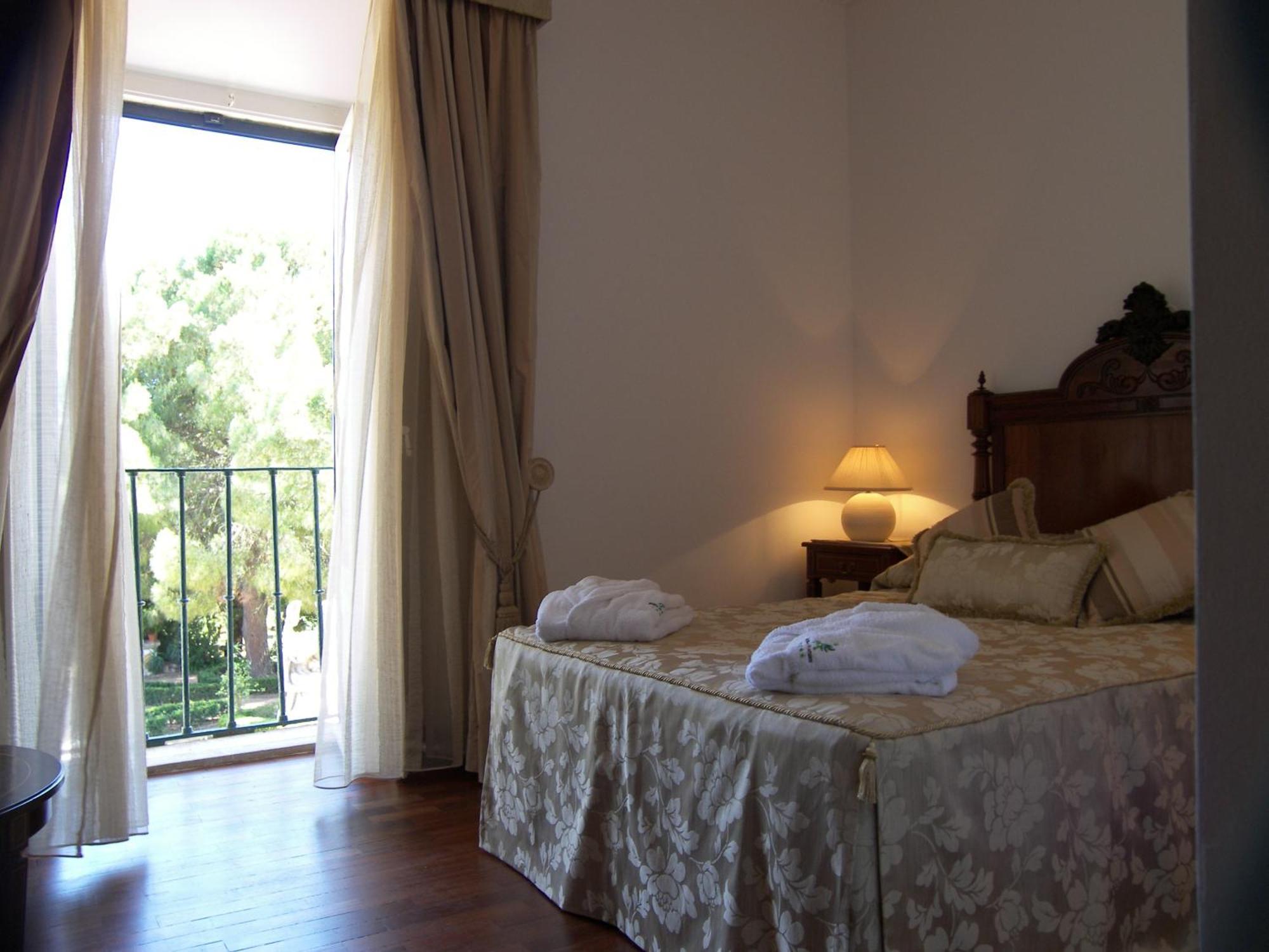 Habitación Doble Superior con vistas al jardín - 1 o 2 camas