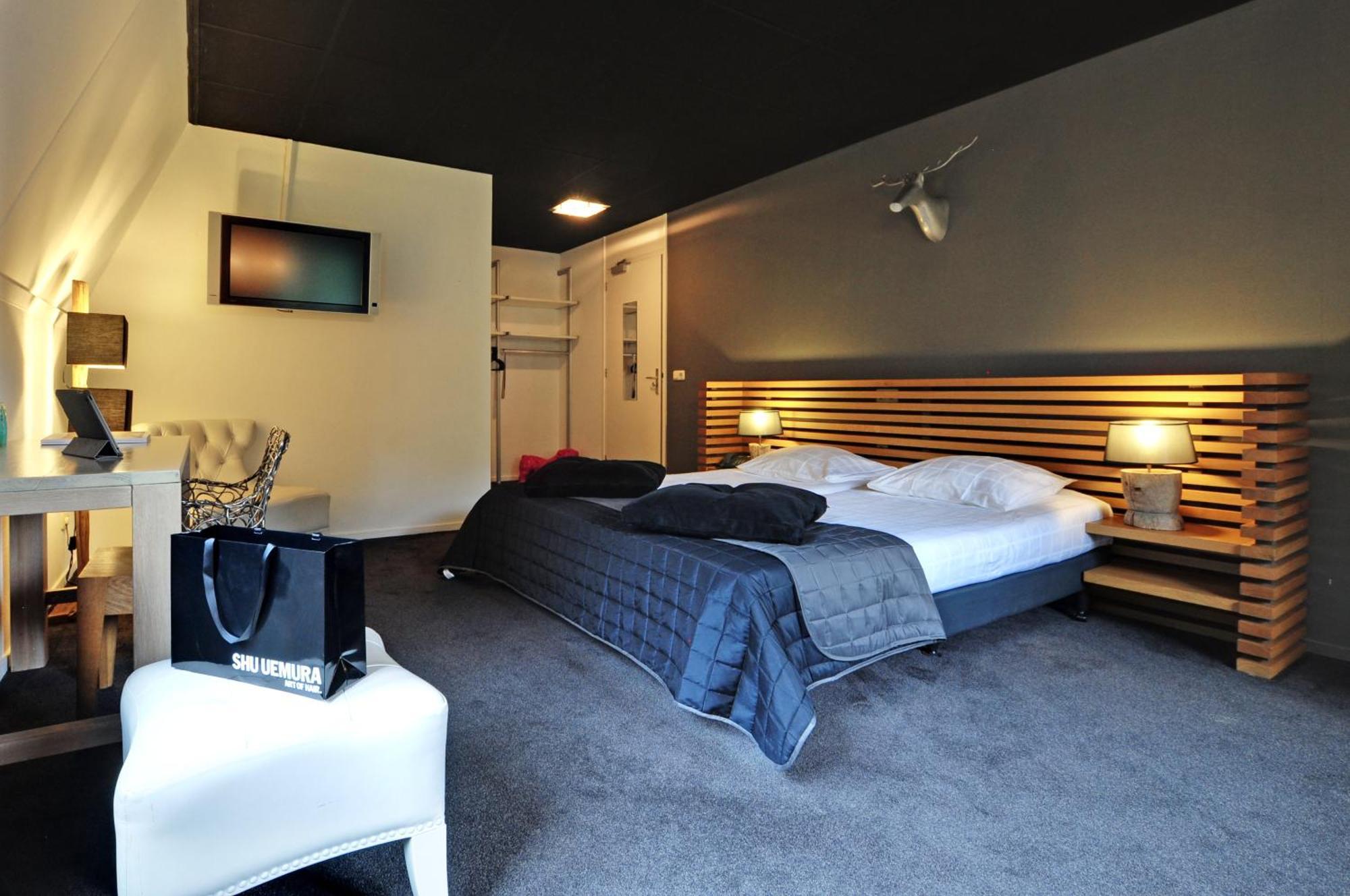 Deluxe Room,1369804847:JPEG