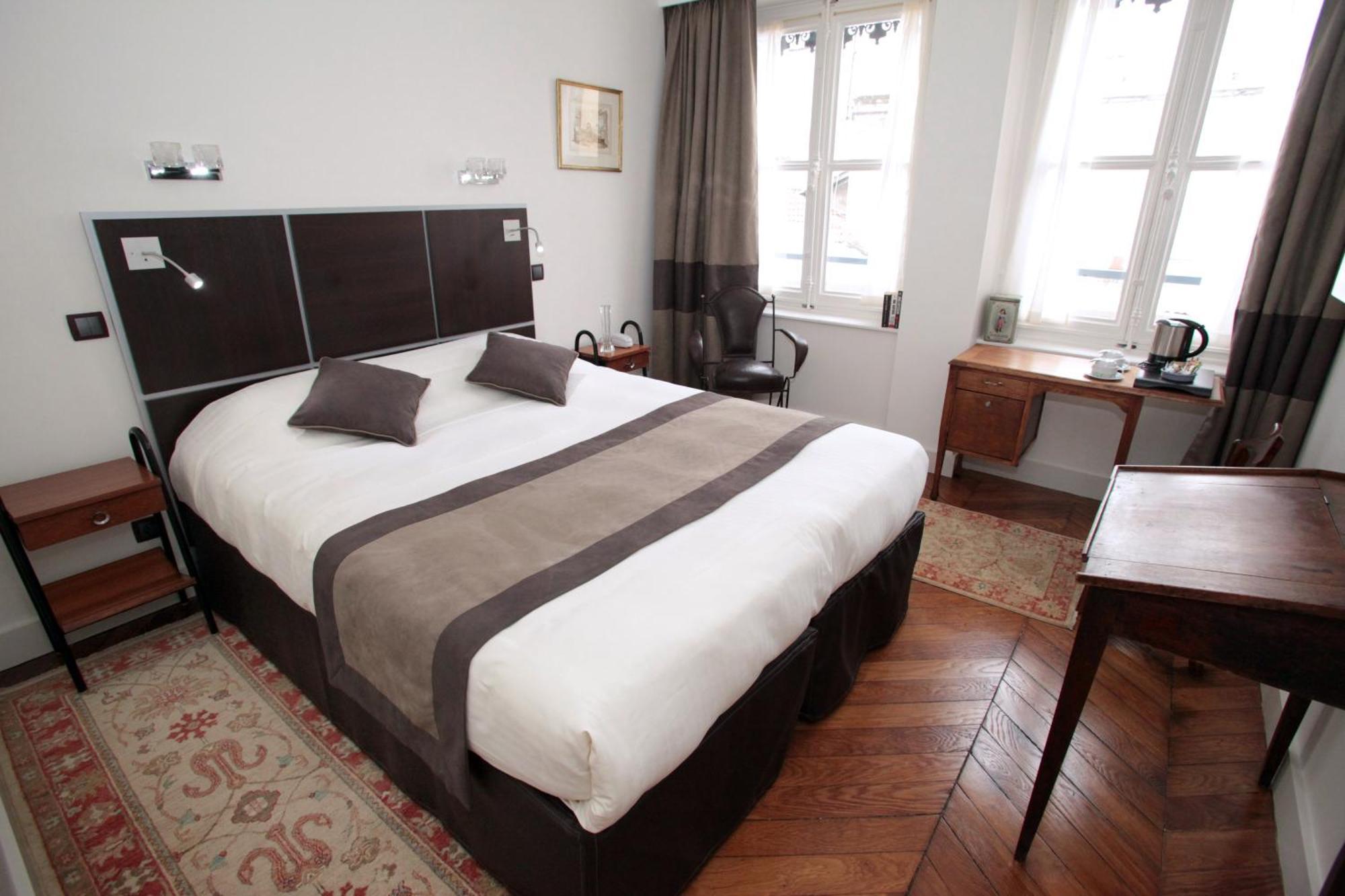 Deluxe Double Room,1613685341:JPEG