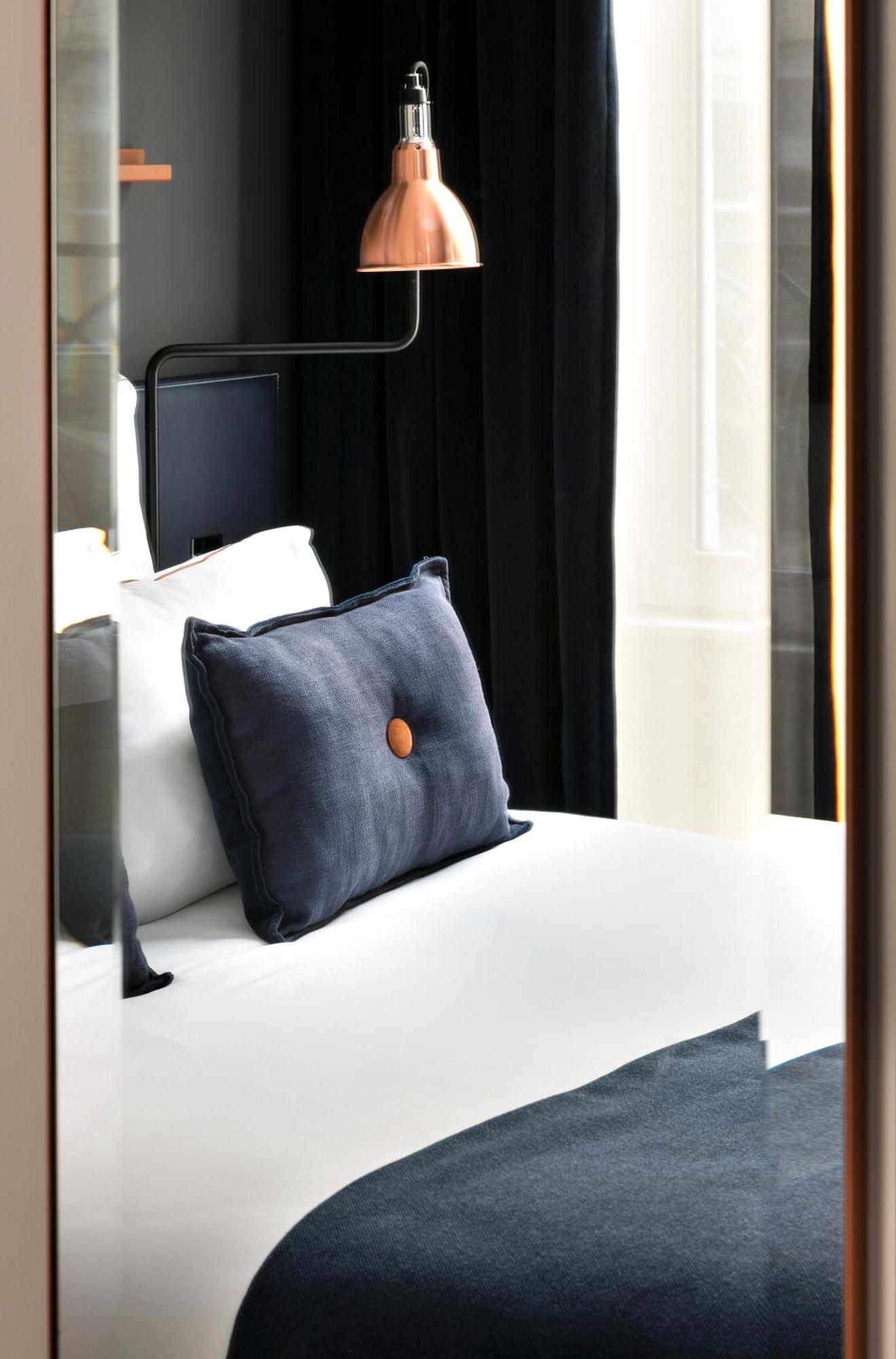 Single Room,1208684917:JPEG