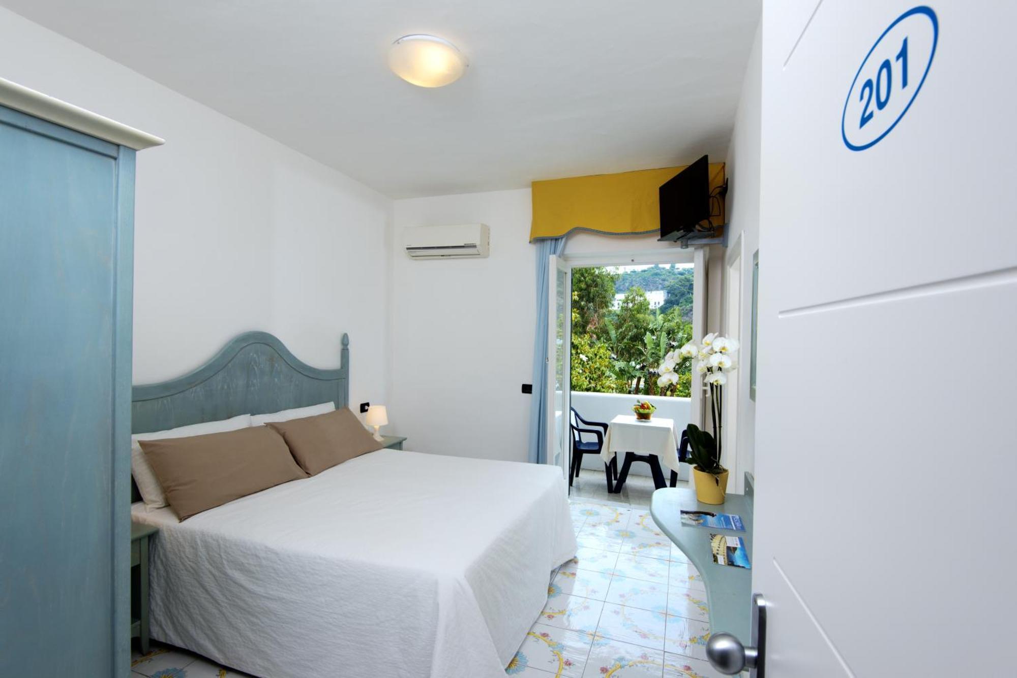 Double or Twin Room Extra Bed,1035559504:JPEG