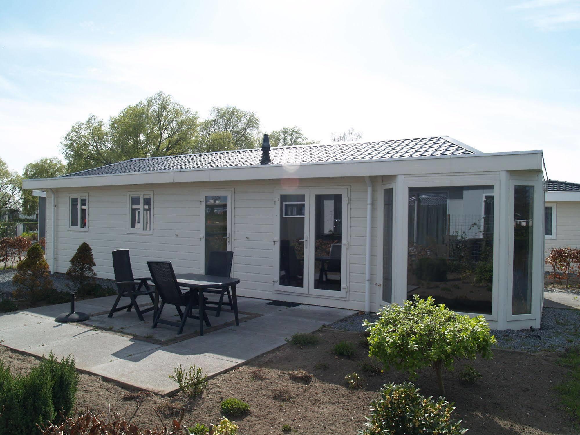 Two Bedroom Chalet Velthorst 4