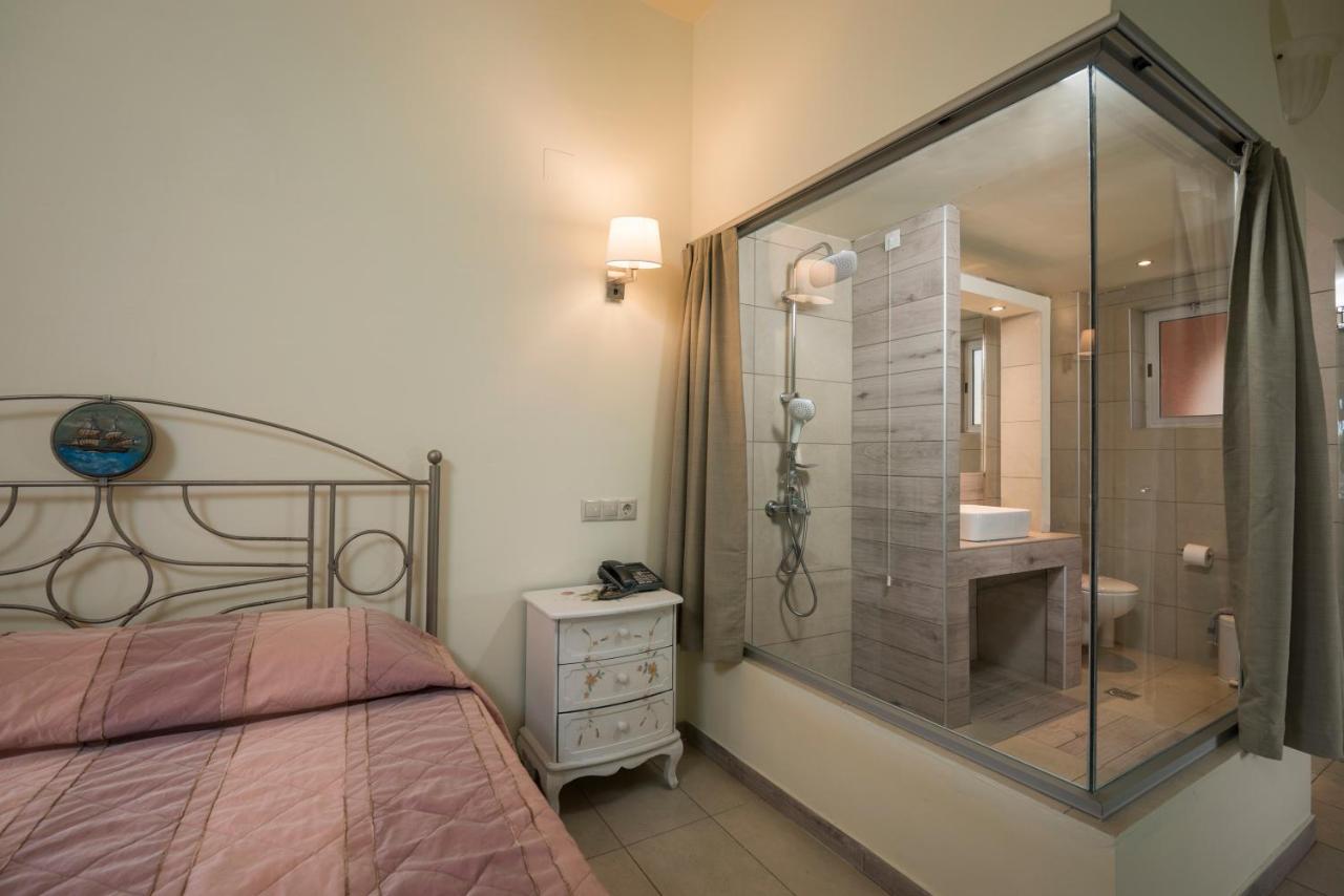 Standard Double Suite,718943719:JPEG