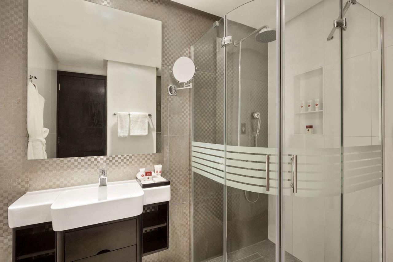 Club 3 Bedroom Apartment - Smoking