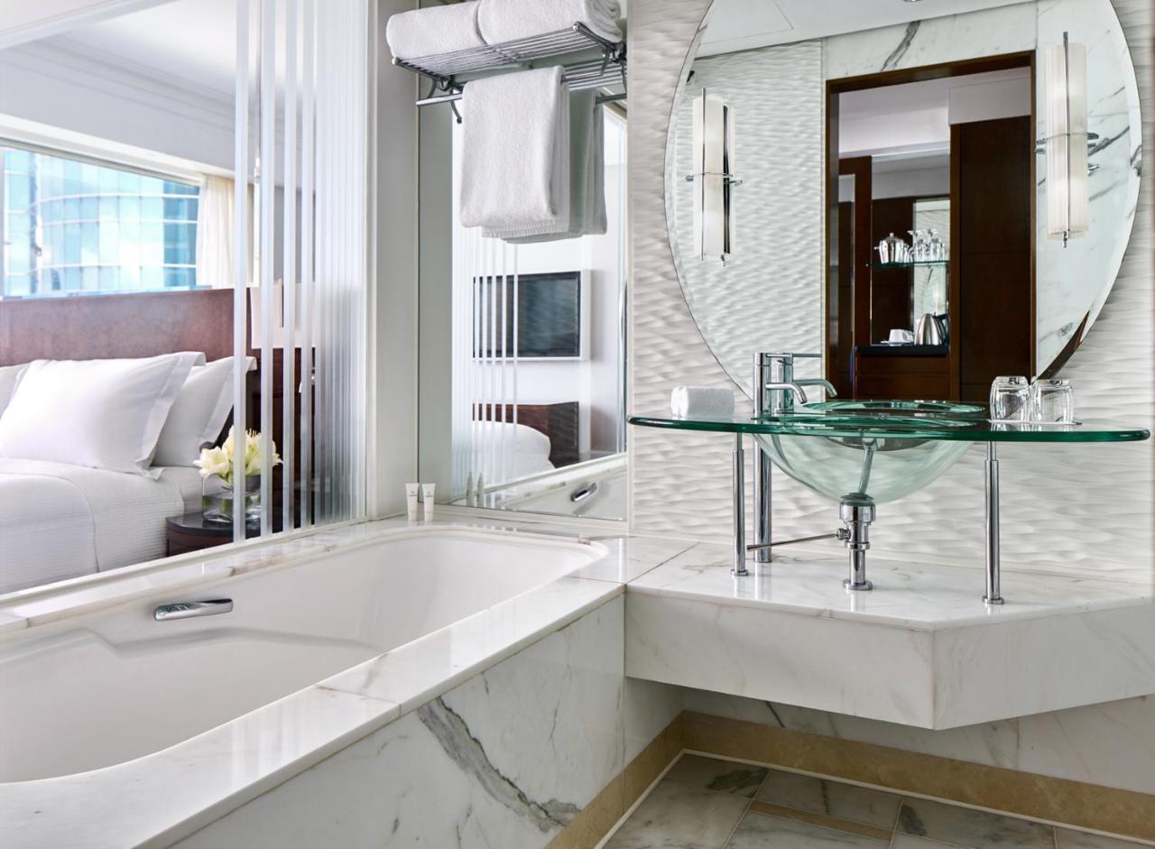 Special Offer – Club One-Bedroom Suite & Hotel Credit