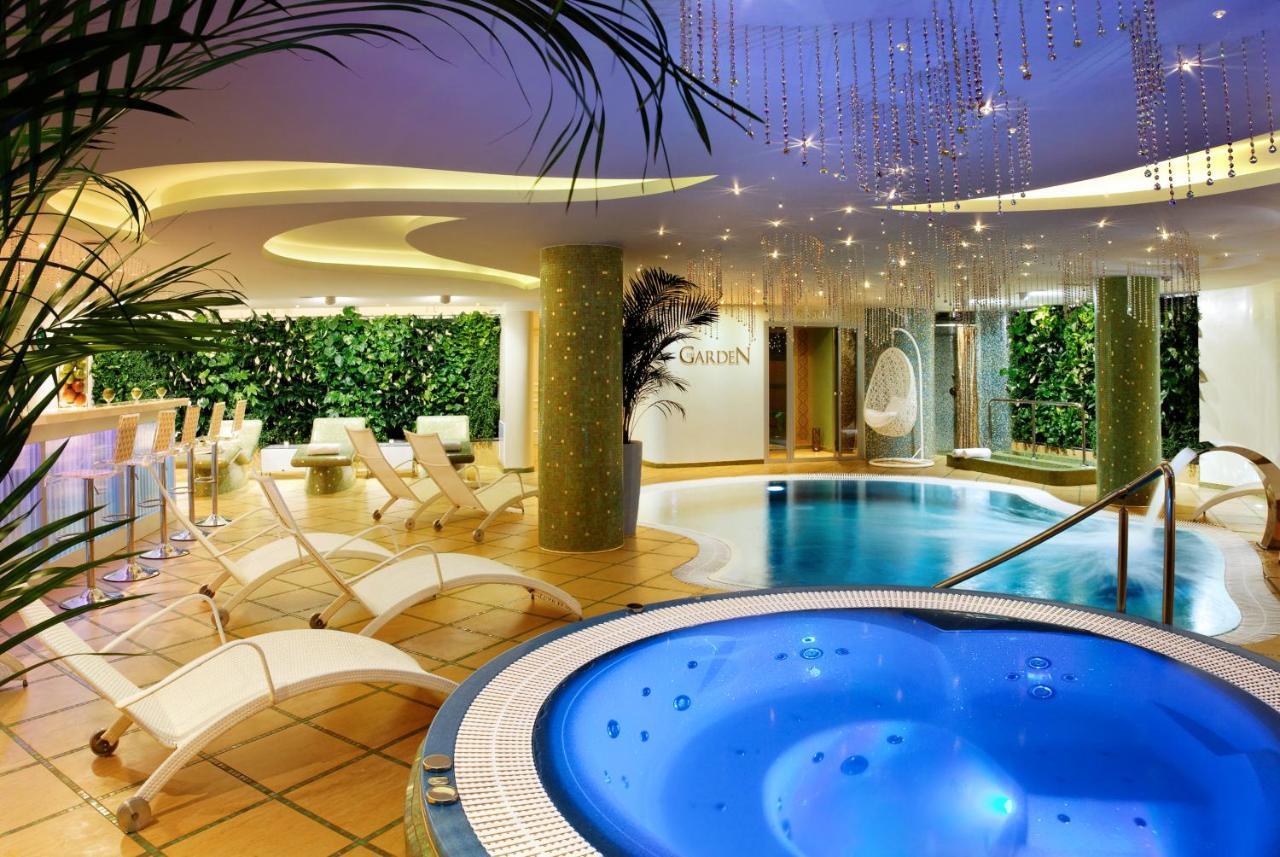Superior Suite with Sea View Terrace with VIP SPA Access