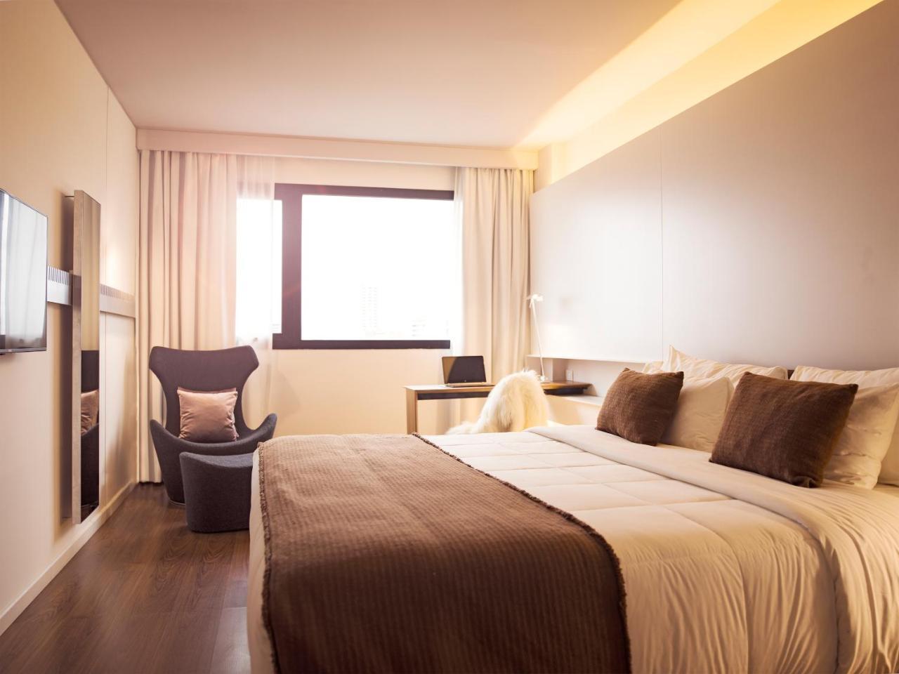 Quarto com Cama King-size - Acessível para Hóspedes com Mobilidade Reduzida