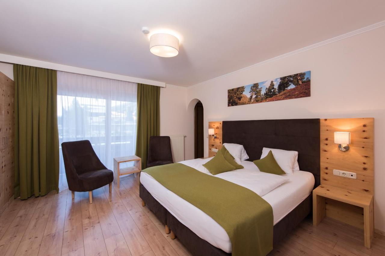 Doppelzimmer mit Balkon