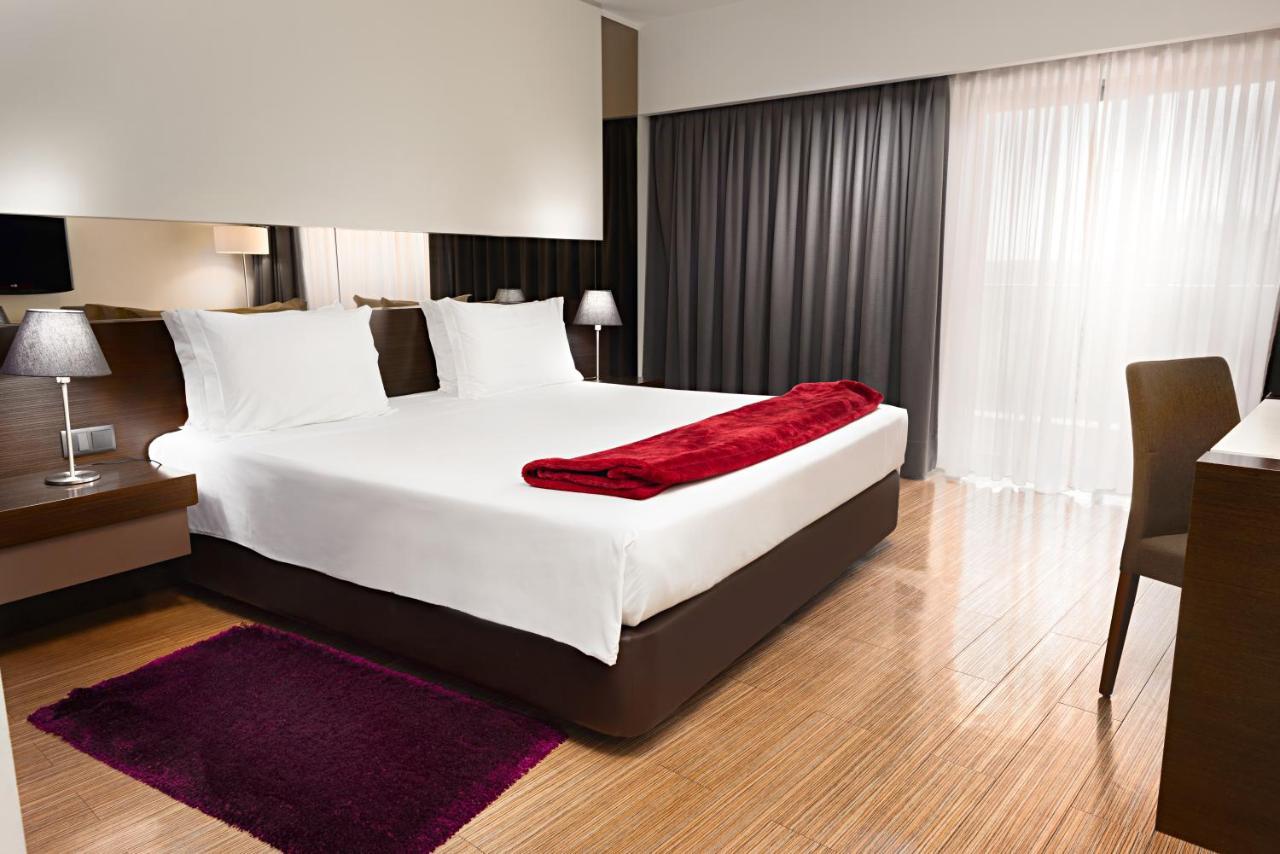 Double or Twin Room,736448074:JPEG