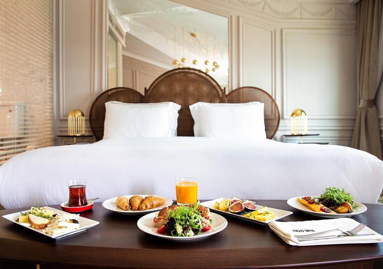 Romantic Penthouse Suite