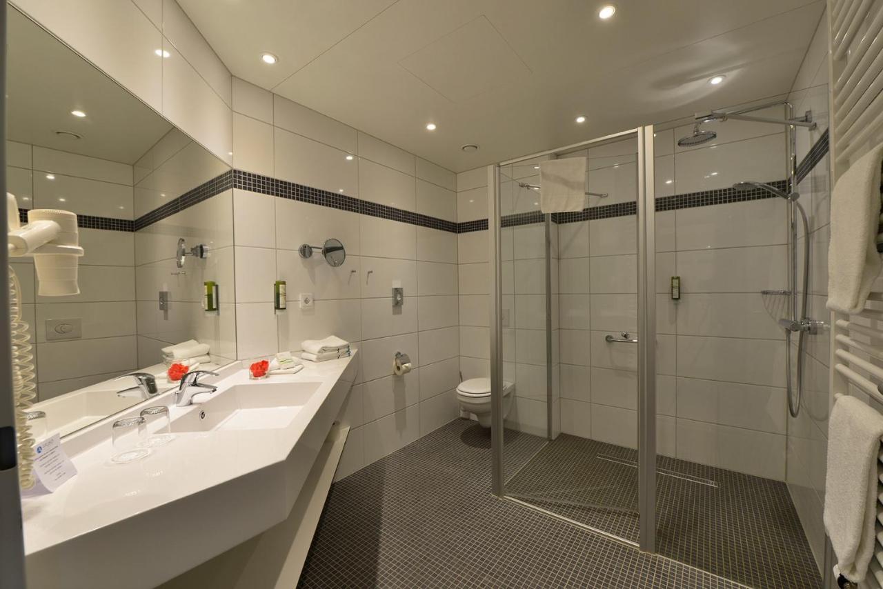 Doppelzimmer mit Balkon
