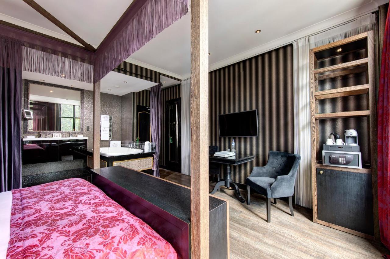 Superior Deluxe Room Canal View with Spa Bath